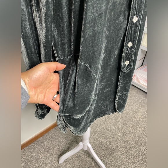 CP shades Gray Velour Soft Button front Longline Blouse Sz Small Made in USA - Picture 4 of 9